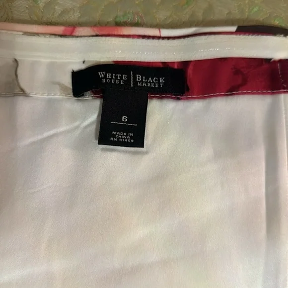 White House Black Market, size 6, side zip bustier - Picture 5 of 6